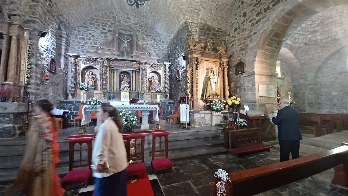 La Virgen del Fresno, en imágenes