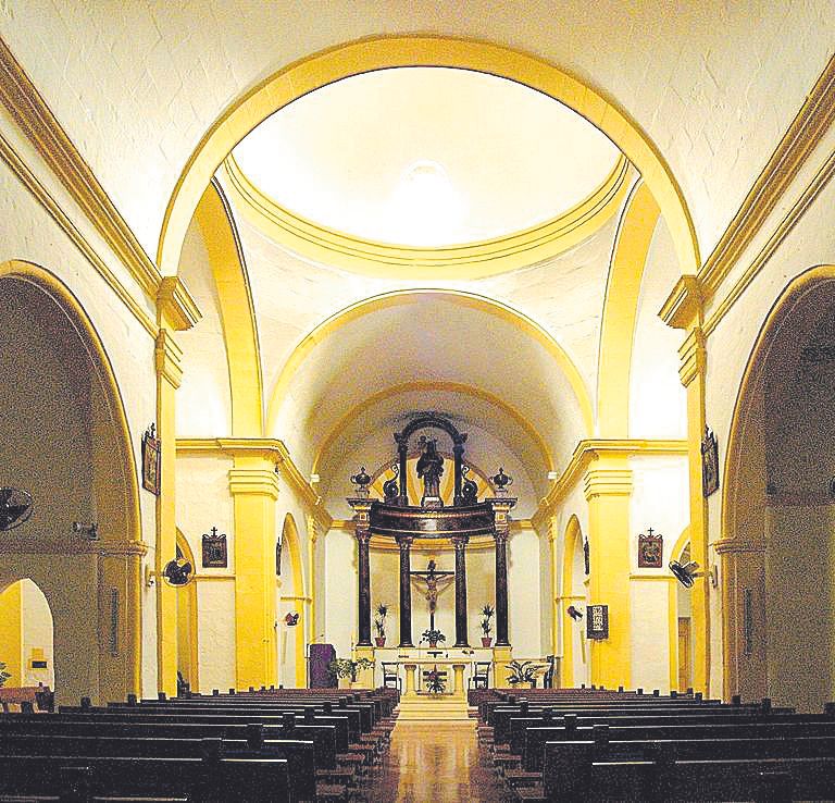 El interior de la iglesia de Es Migjorn