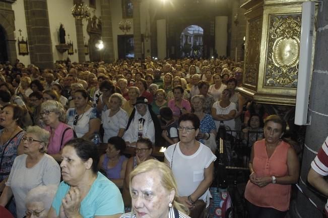 BAJADA DE LA VIRGEN DEL PINO DE SU CAMERIN