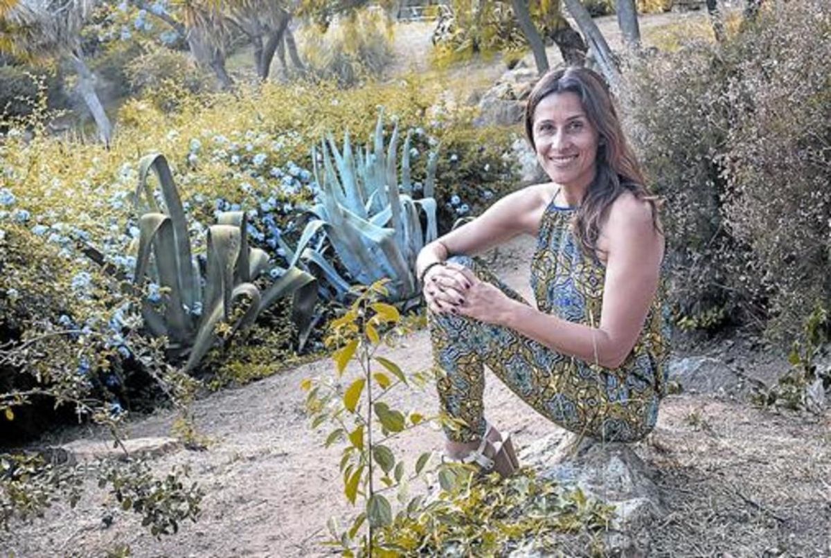 La presentadora de ’Hat-trick Espanyol’, al parc de la Guineueta, de Nou Barris, on ella va créixer. La presentadora de ’Hat-trick Espanyol’, al parc de la Guineueta, de Nou Barris, on ella va créixer.