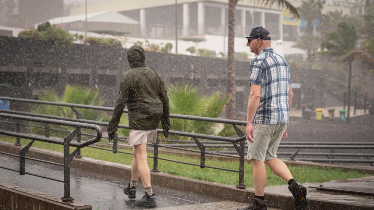 El paso de la borrasca Claudia por Tenerife, en imágenes