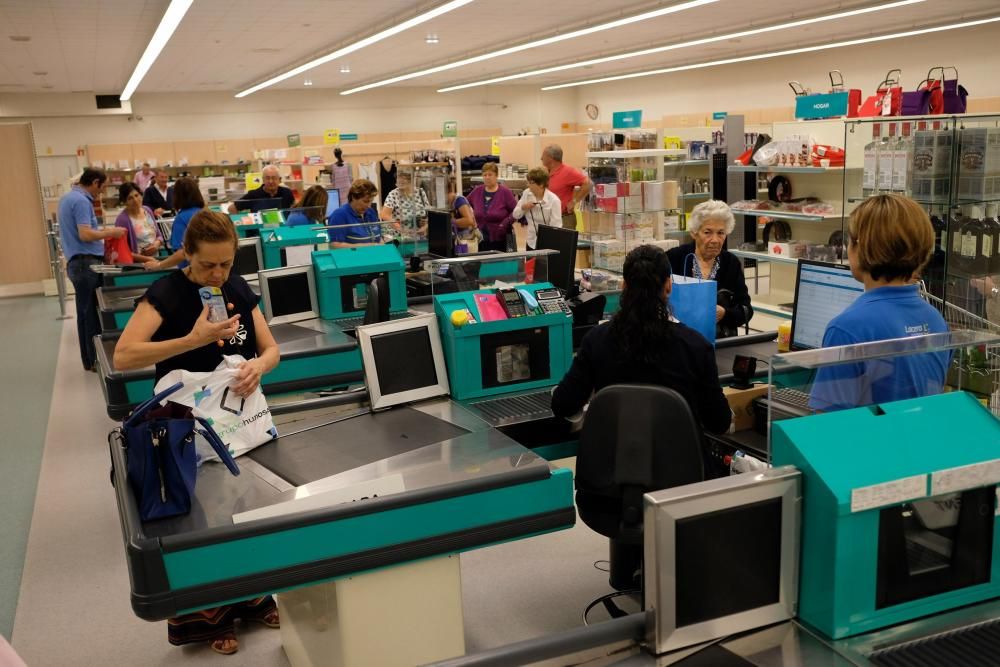 Primer día de El Economato en las Cuencas