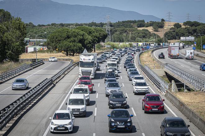 Més de 300.000 vehicles ja han tornat a Barcelona en l’operació retorn de Setmana Santa 2026