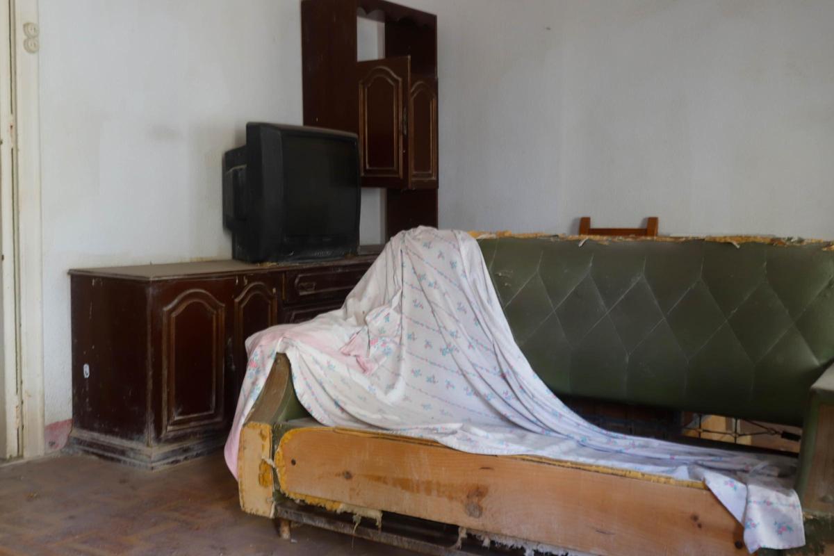 Una de las viviendas del edificio abandonado en Ciutat Vella