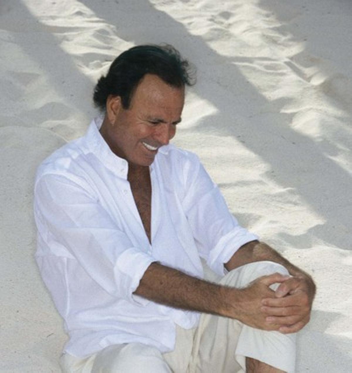 Julio Iglesias.