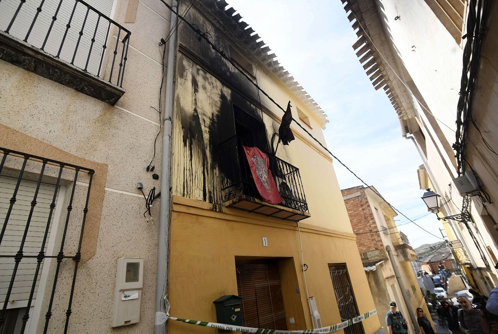 Las imágenes del incendio que ha acabado con la vida de tres personas en Ricote