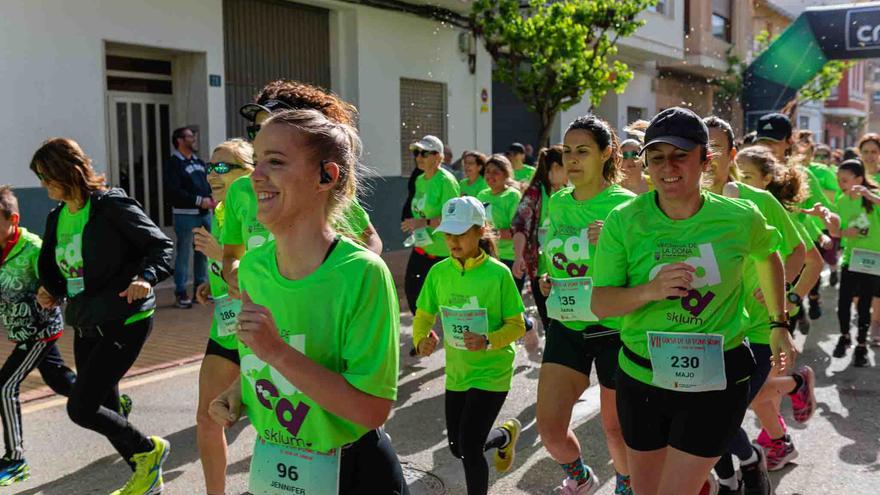 Más de 300 participantes en la VI Cursa de la Dona Sklum del Real de Gandia