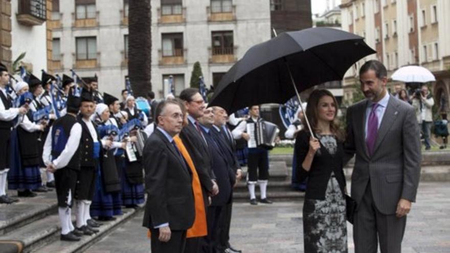 Los Príncipes llegan a Oviedo para los Premios Príncipe de Asturias