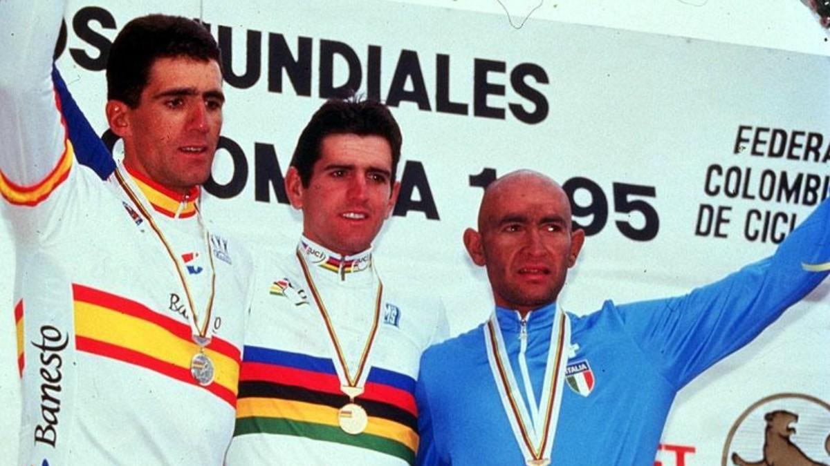 Indurain y Olano, en el podio del Mundial de Colombia