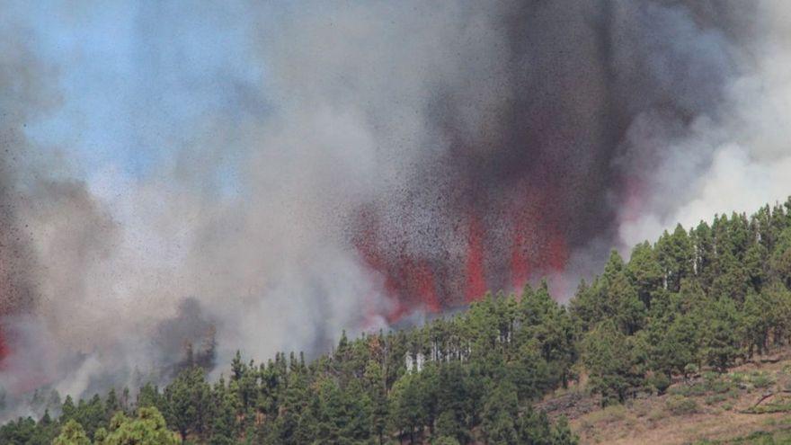 El volcán Cumbre Vieja en La Palma entra en erupción