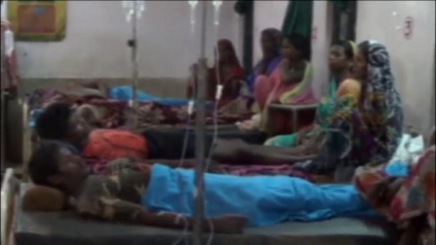 VÍDEO / Mueren 55 personas alcanzadas por rayos al este de la India