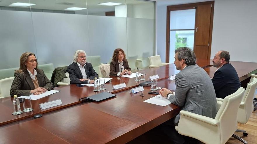 Luisa Sánchez emplaza a Xunta y AENA a arrancar en septiembre el Pacto por Peinador