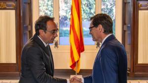 Rull proclama Illa candidat mentre Junts amenaça de boicotejar el ple