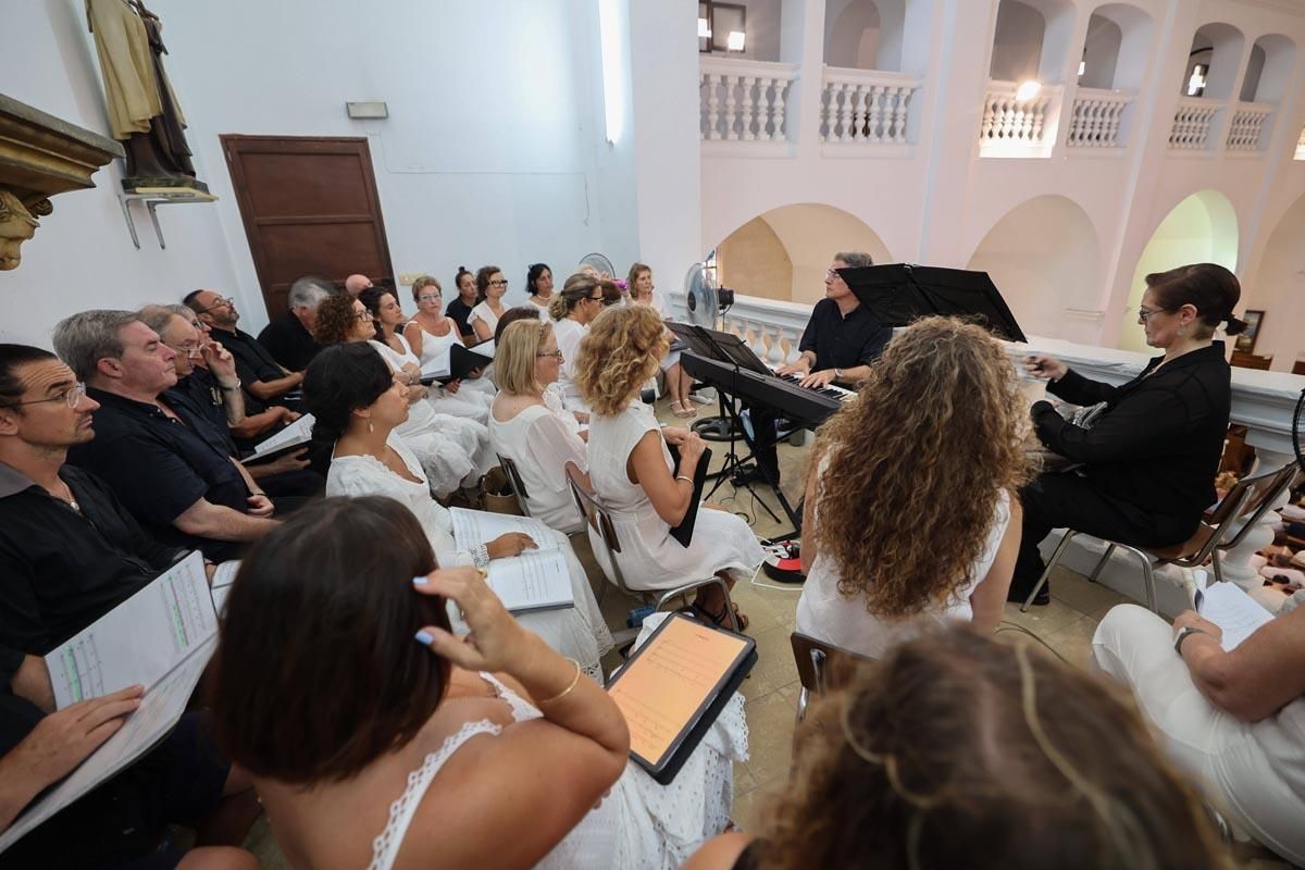 Mira aquí todas las imágenes del Día del Carmen en Ibiza