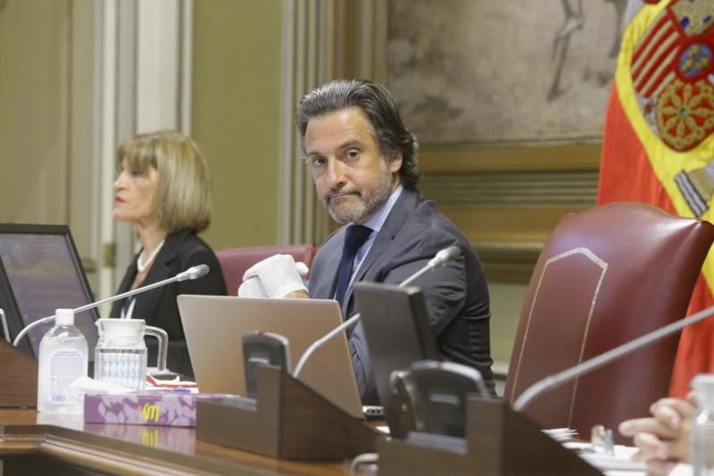 Pleno del Parlamento de Canarias  preside Gustavo Matos , presidente del gobierno , Victor Torres   | 19/05/2020 | Fotógrafo: Delia Padrón