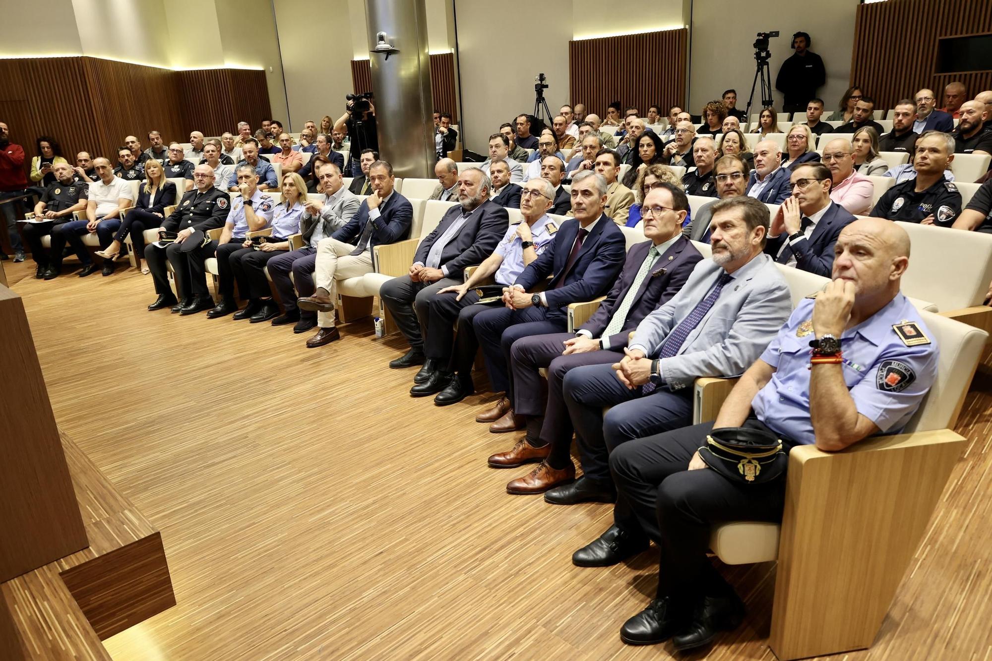 El Foro 'Una Región Más Segura', en imágenes