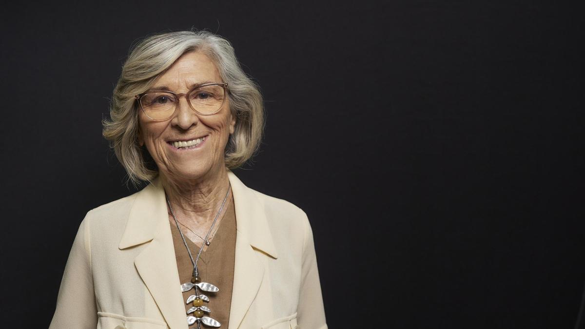 Ana Crespo, primera mujer presidenta de la Real Academia de Ciencias.