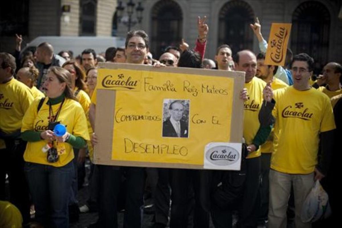 Protesta dels treballadors de Cacaolat, després de la suspensió de pagaments decidida per Nueva Rumasa el març del 2011.