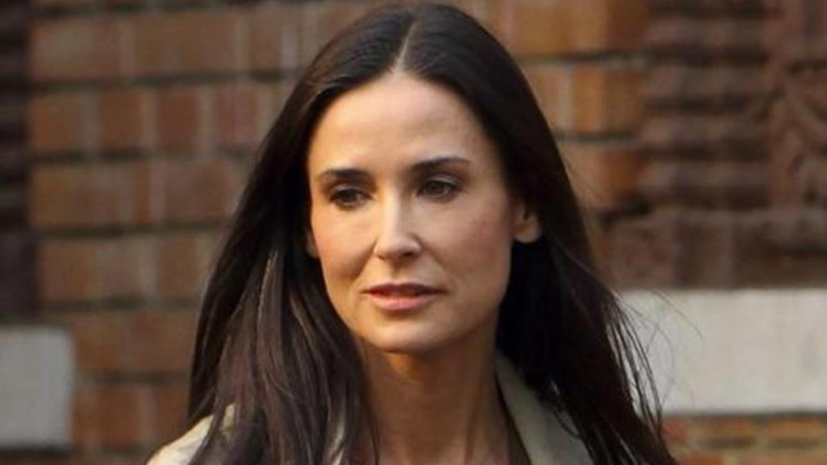 Demi Moore, acusada por la aparición de un joven muerto en su piscina