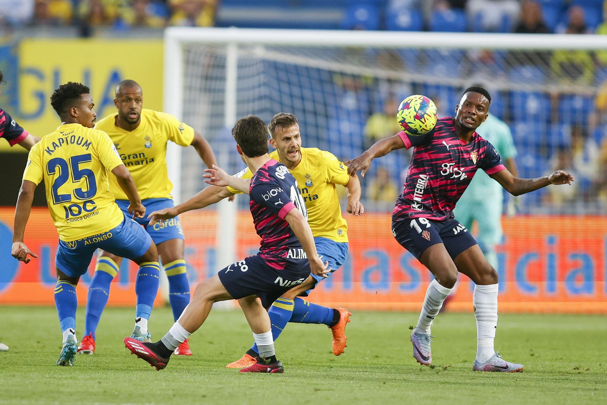 EN IMÁGENES: Así fue el sufrido empate del Sporting en Las Palmas