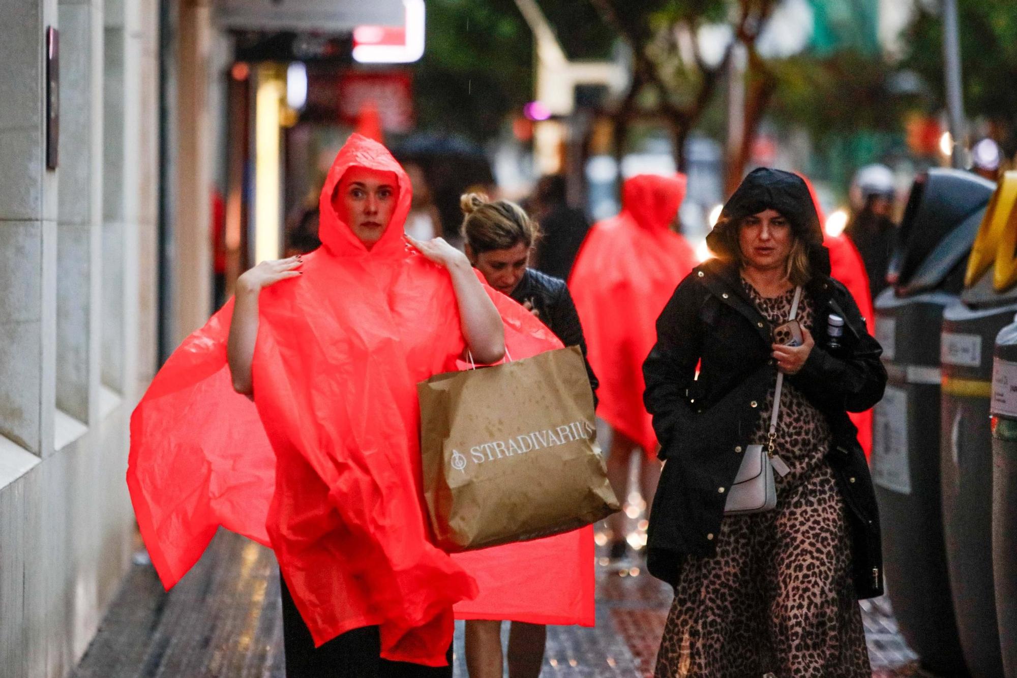 Las imágenes de la dana 'Alice' en la tarde del sábado en Ibiza