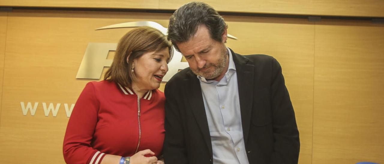 Isabel Bonig y José Císcar.