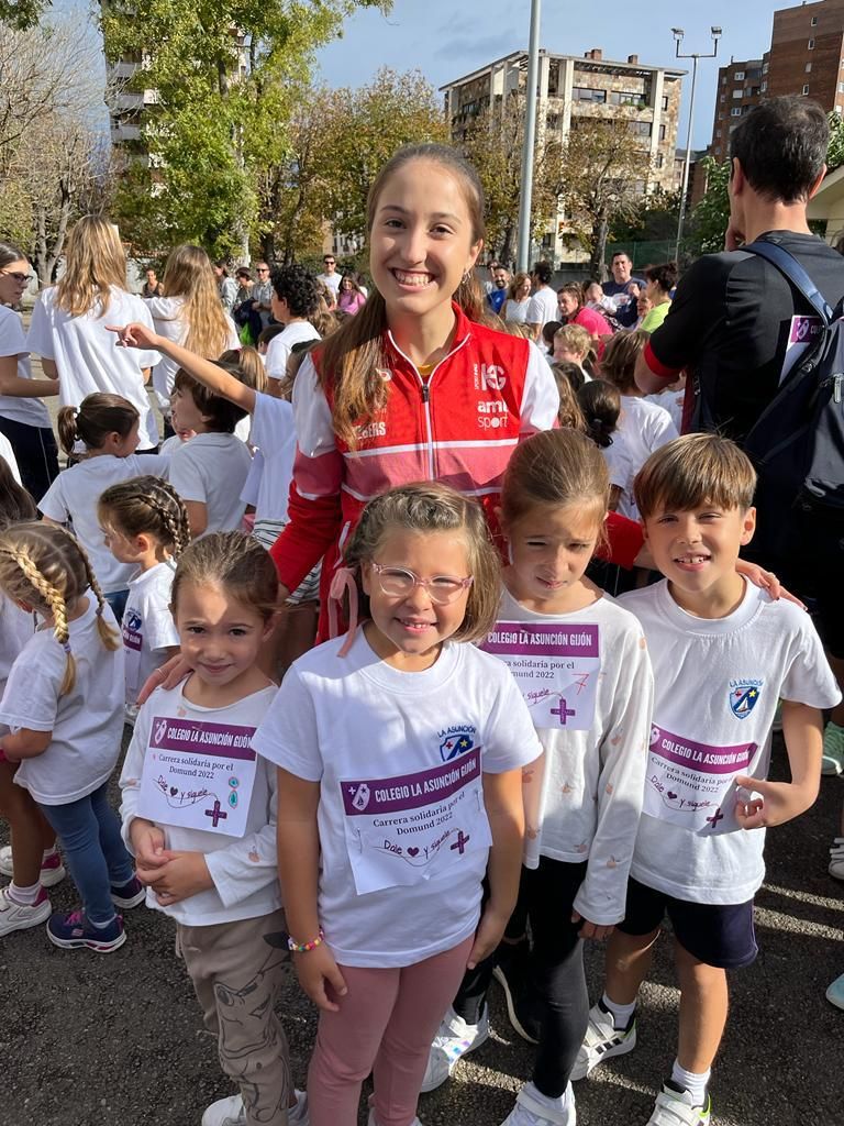 Carrera solidaria en el Colegio La Asunción