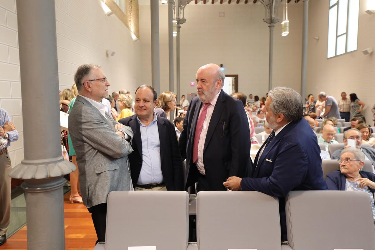 Presentación del libro de Juan Alberto Belloch en Zaragoza Presentación del libro de Juan Alberto Belloch en Zaragoza