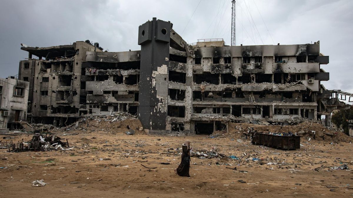 Vista del hospital Al Shifa, el más importante de la Franja de Gaza, tras ser atacado e invadido por los militares israelíes.