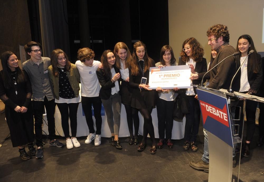 Colegios de A Coruña ganadores del ciclo de debate