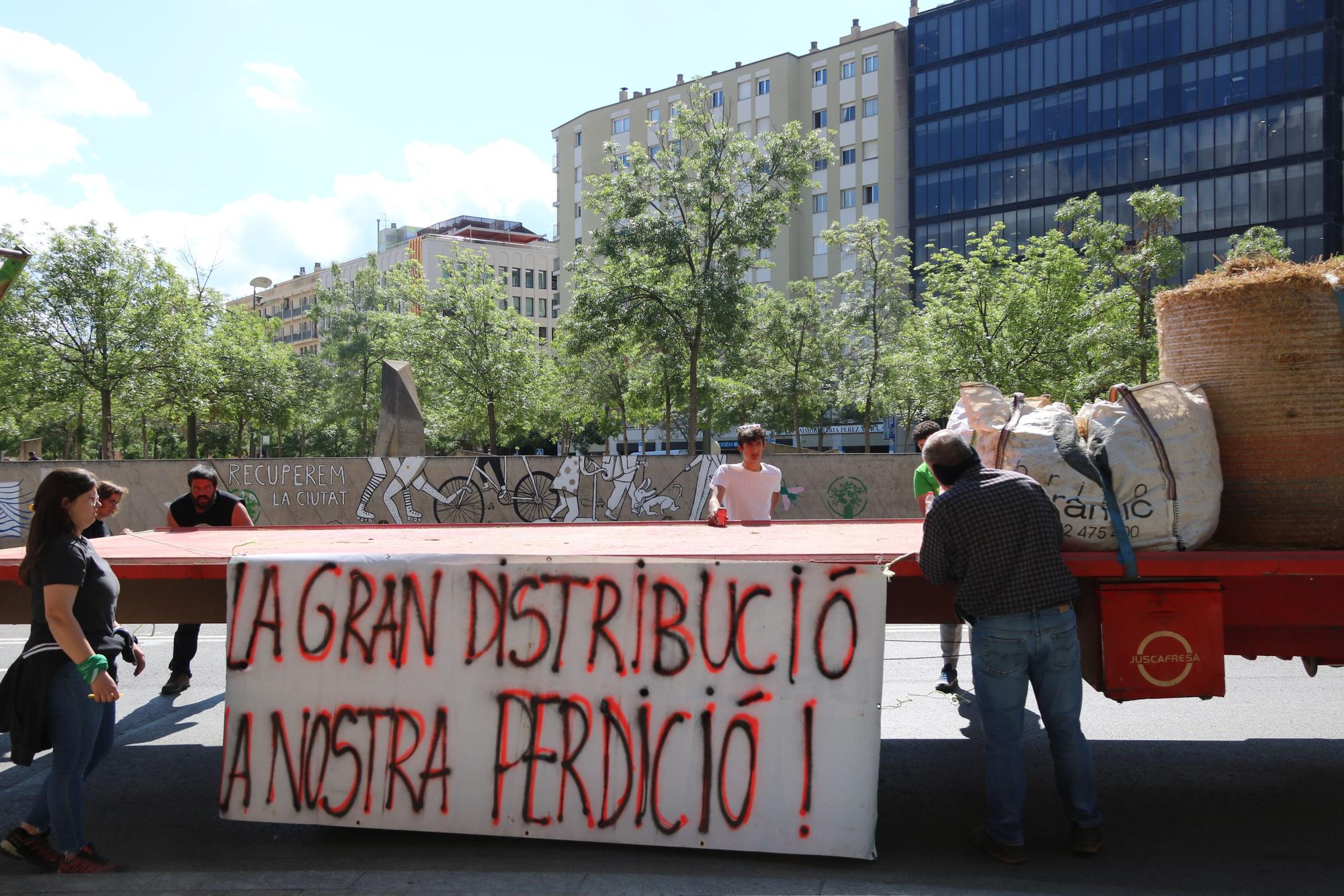 La protesta dels pagesos gironins pel preu de la llet