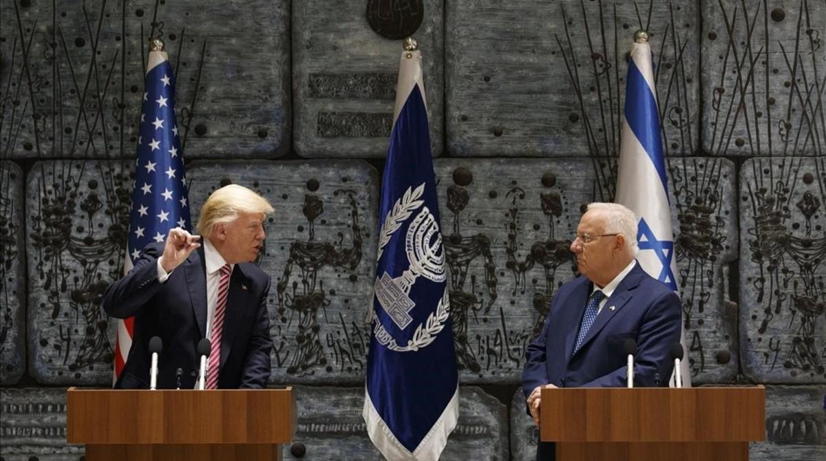 zentauroepp38555616 israeli president reuven rivlin listens as president donald 170522195521