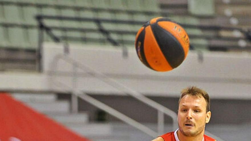 Rafa Luz durante la victoria ante el Estudiantes este curso.