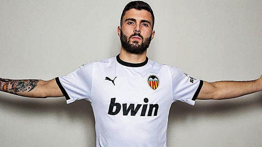 Cutrone: &quot;No veo la hora de empezar a jugar&quot;