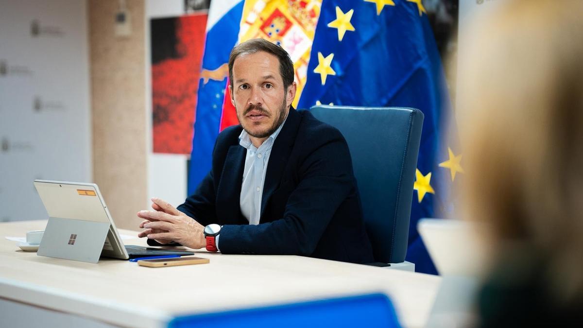 El consejero de Transición Ecológica y Energía, Mariano Hernández Zapata.
