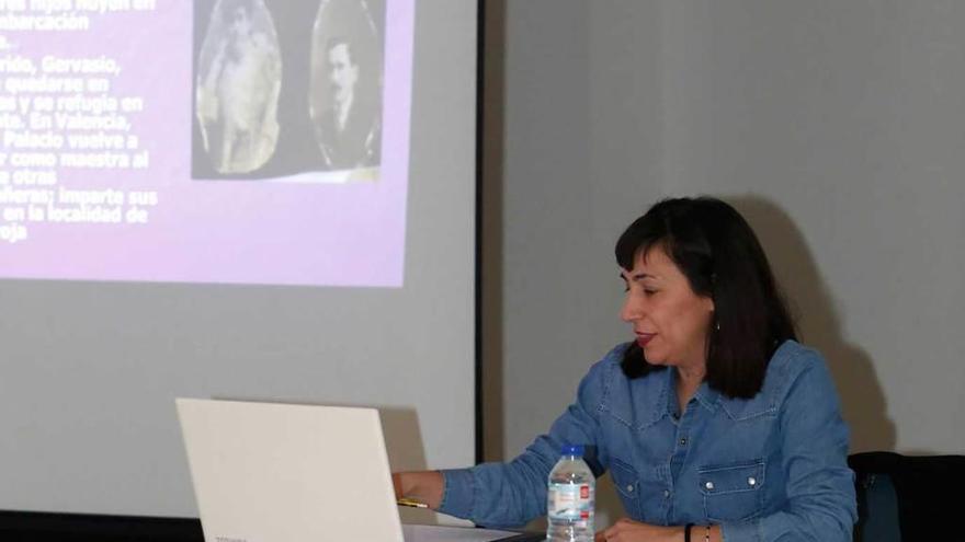 Rebeca Fernández, en el centro sociocultural de Llaranes.