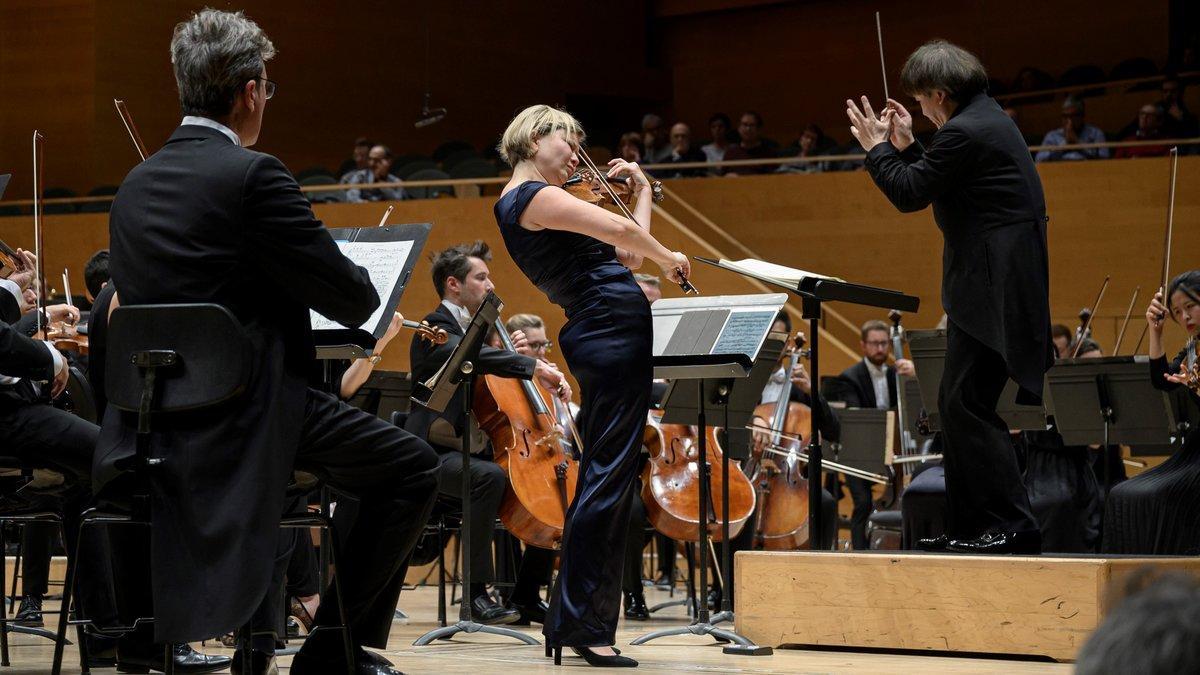 Alina Ibragimova, con la OBC en el Auditori