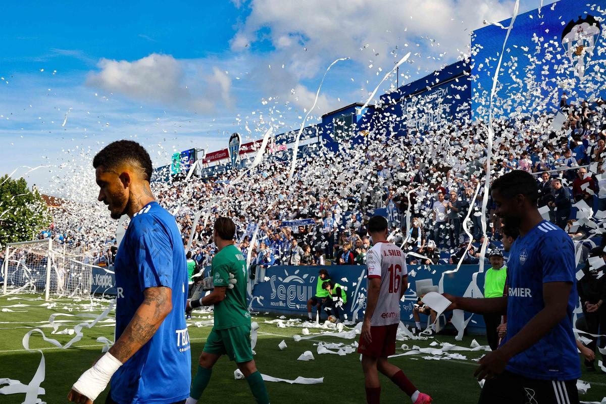 Imágenes del partido de ida del play-off Alcoyano Sanse 0-2