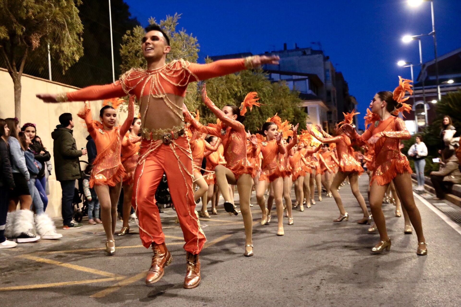 Miles de personas disfrutan del Carnaval en las calles de Lorca