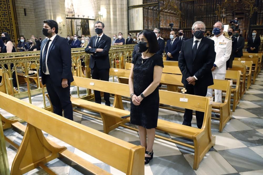 Misa en honor a los fallecidos por coronavirus en la Catedral