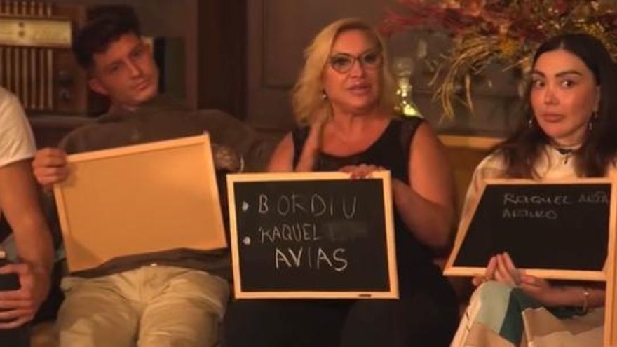 Primera bronca de Supervivientes: Raquel Mosquera sale escaldada en el primer rifirrafe