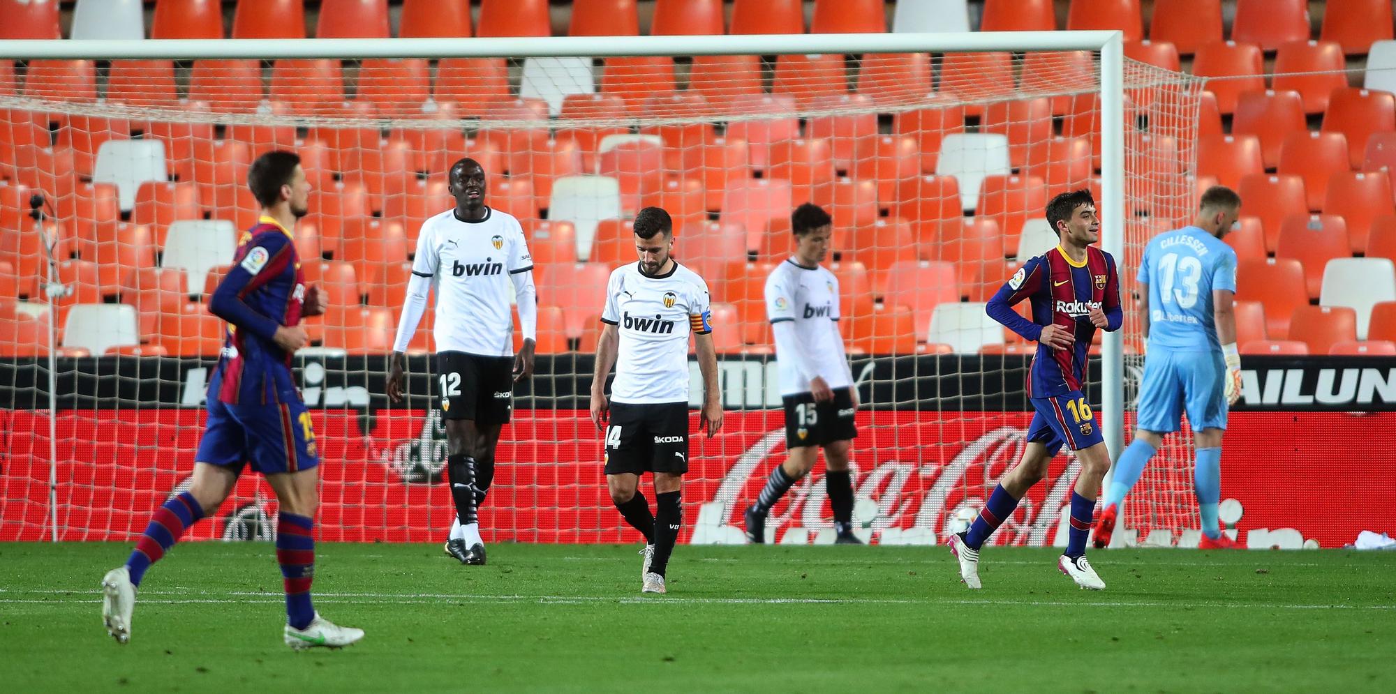 Todas las imágenes del partido entre el Valencia CF y el Barcelona