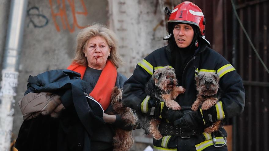 Las imágenes del bombardeo en el centro de Kiev.