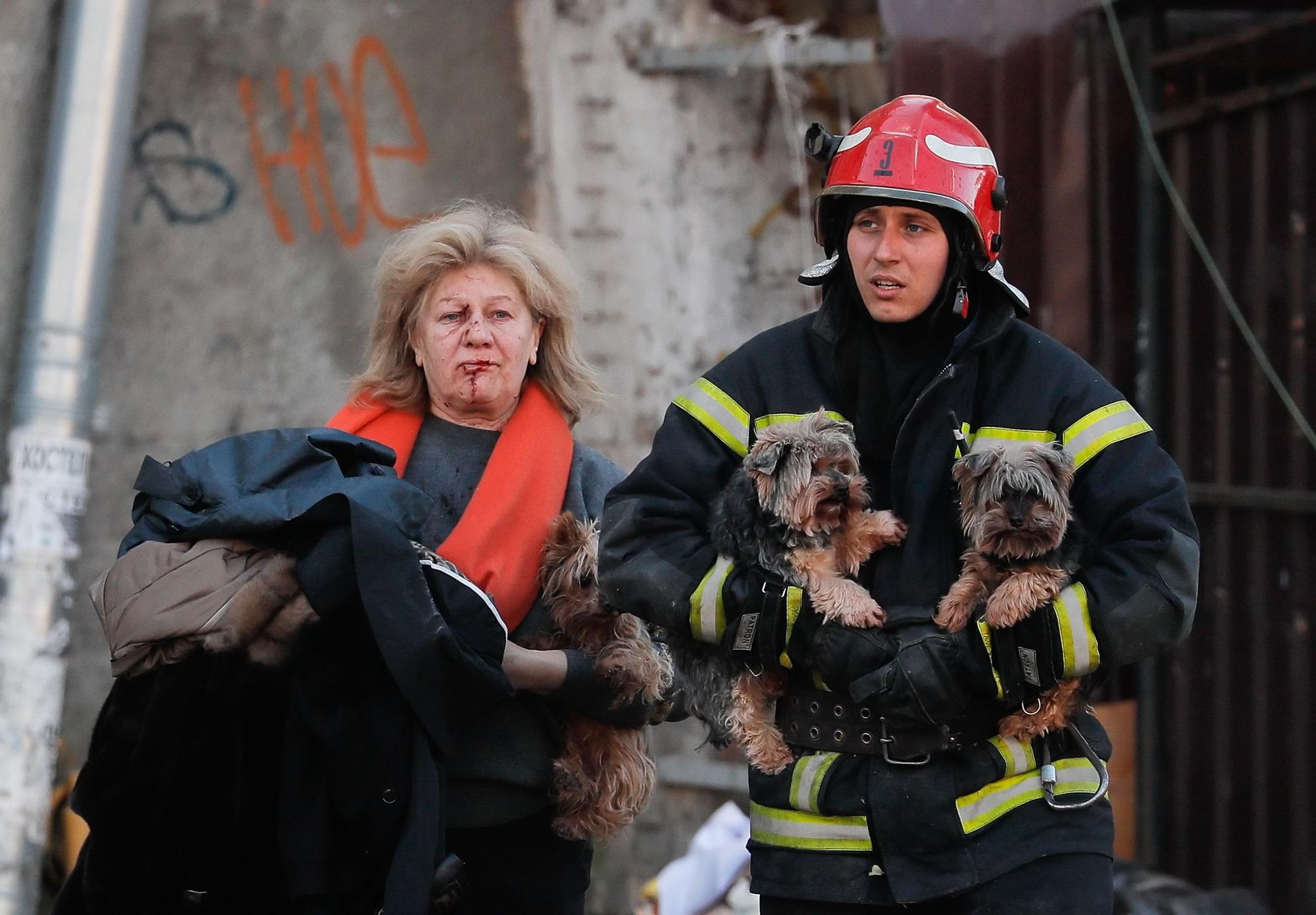 Las imágenes del bombardeo en el centro de Kiev