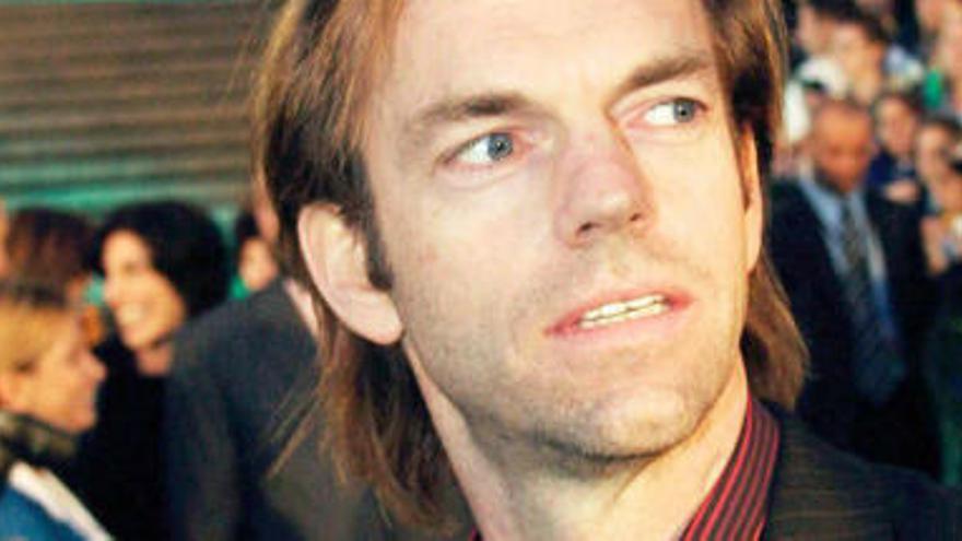 Hugo Weaving.