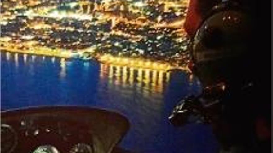 Un helicòpter «desperta» Barcelona durant la matinada