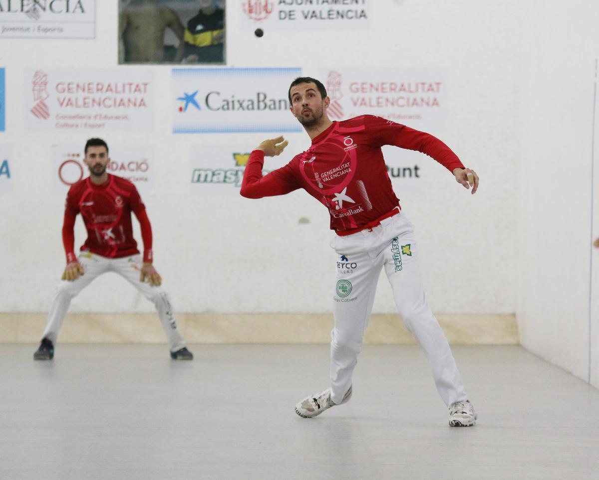 amb el Trofeu de Benissa, Pere torna als cartells de primer nivel després de perdre's la Copa a causa d'una lesió.