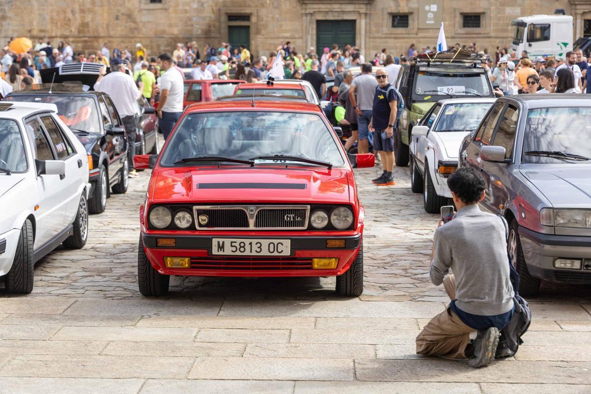 Concentración de Vehículos Históricos reúne este sábado en Santiago unos 170 automóviles