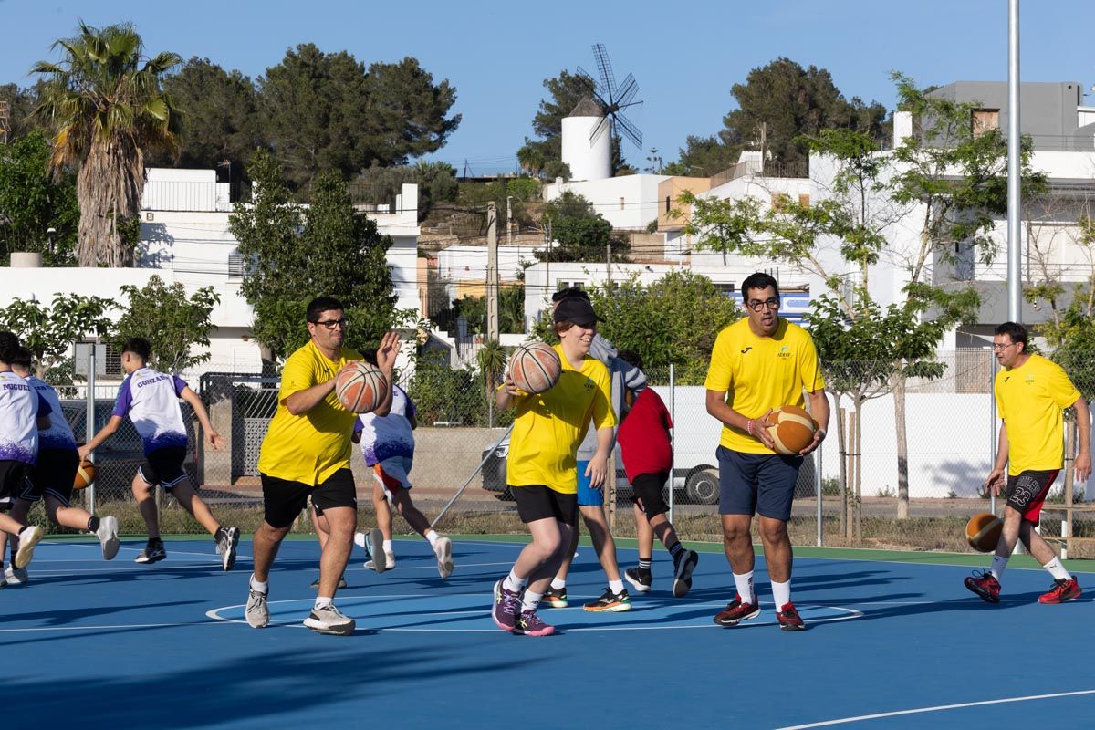 Galería: Jornada de deporte inclusivo en Ibiza