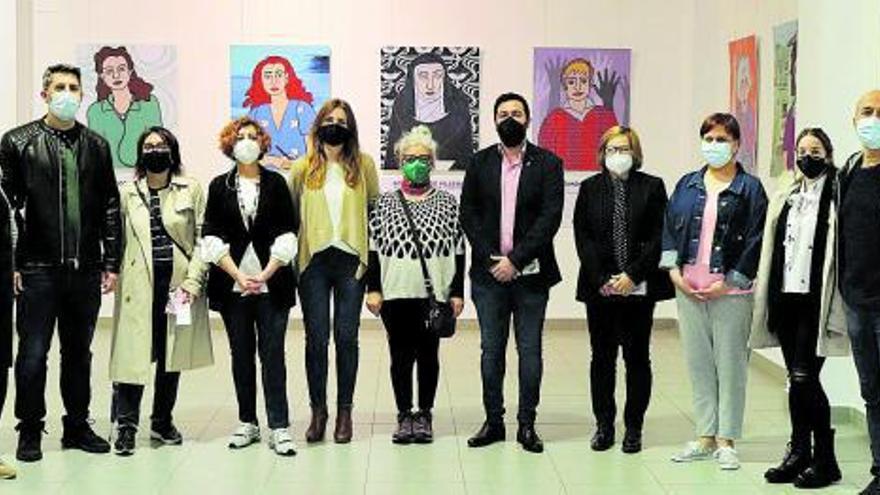 La Casa de la Cultura acogió la inauguración de la exposición «Dones amb molta història». | A. R.